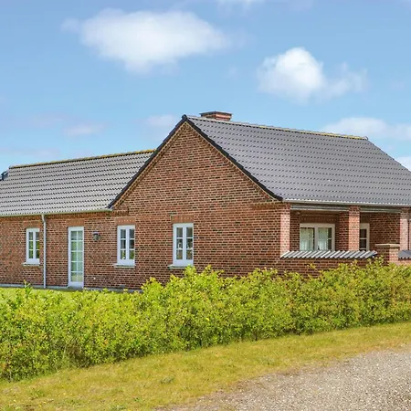 Holiday home Lovely In Tarm With Kitchen *